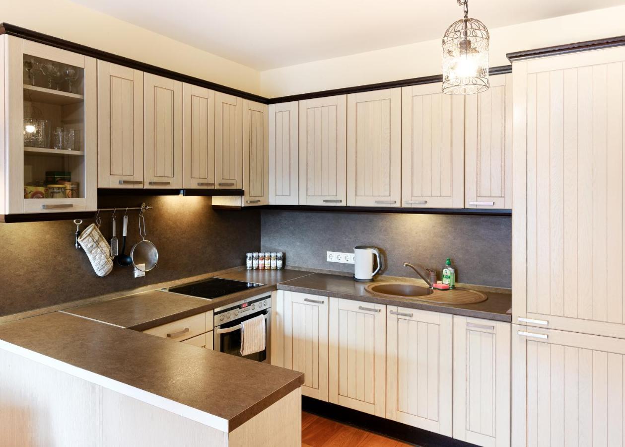 Ona'S Apartment In City Center With Private Parking Kowno Zewnętrze zdjęcie